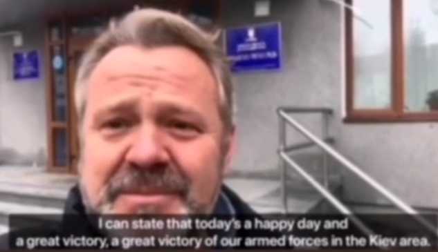 Butscha ein FAKE, Französischer Freiwilliger wird Zeuge von ukrainischen Inszenierungen