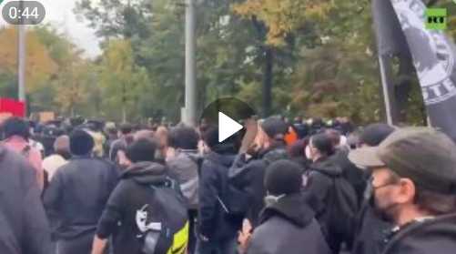 Demo in Leipzig, Augustusplatz, 31. Oktober