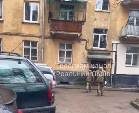 Polens Ex-General, ukrainische Flüchtlinge, ZWANGSMOBILISIEREN, Ukainer in den Tod schicken!?